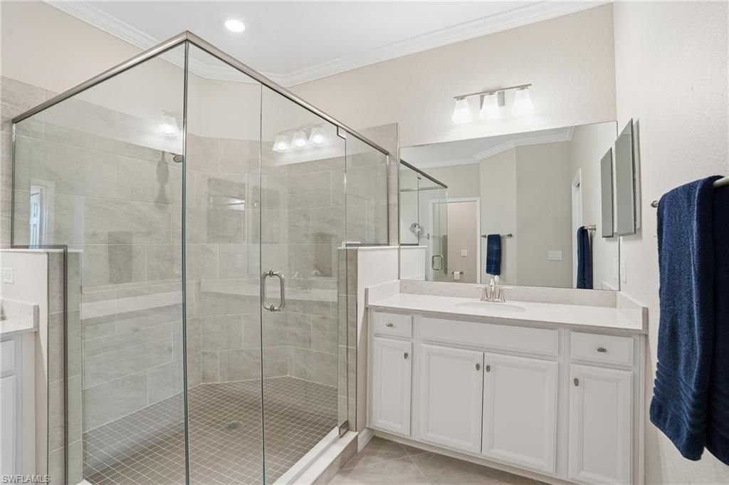 12003 Hawthorn Lake Dr, Unit 201, Fort Myers, FL 33913 Photo