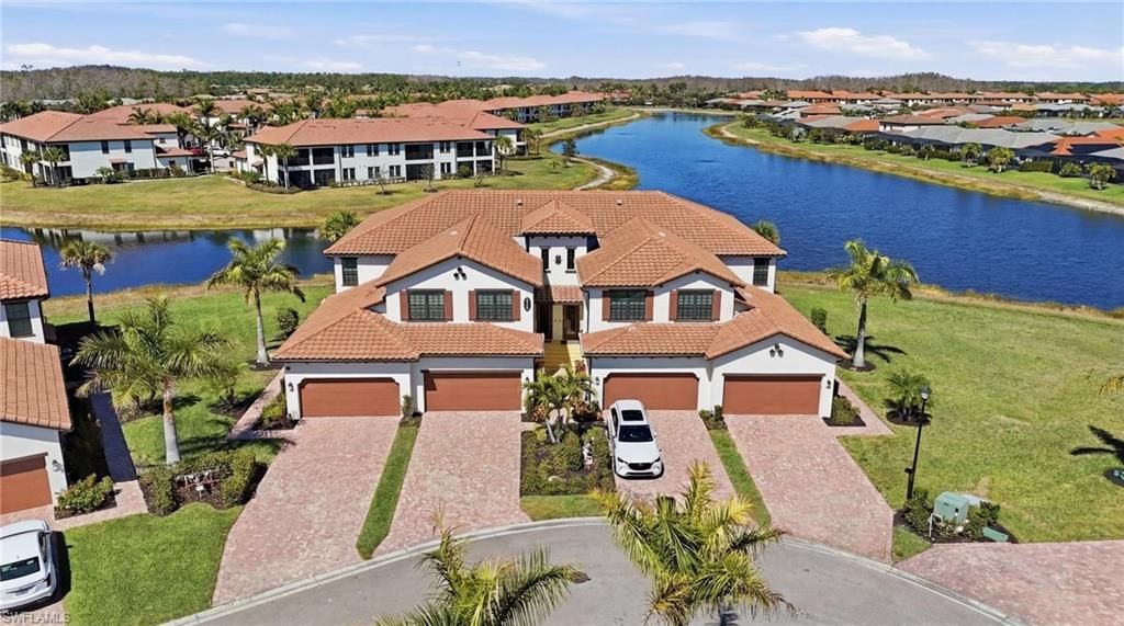 12003 Hawthorn Lake Dr, Unit 201, Fort Myers, FL 33913 Photo