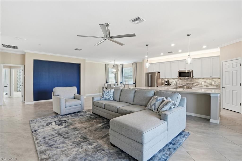 12003 Hawthorn Lake Dr, Unit 201, Fort Myers, FL 33913 Photo