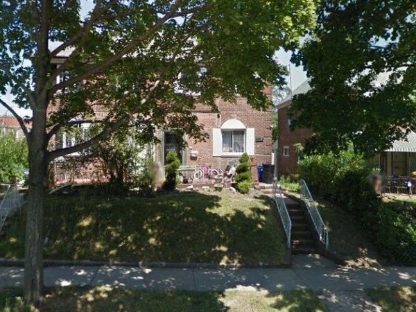 17507 73rd Avenue , Fresh Meadows, NY 11366