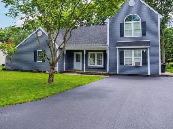 160 Pennsylvania Avenue , Medford, NY 11763