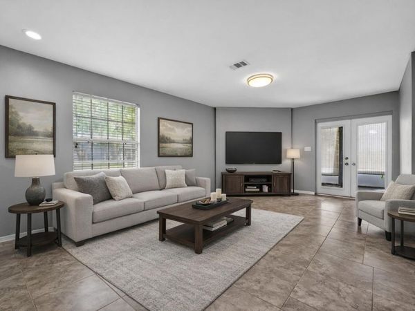 2813 Langley Avenue, Unit F111, Pensacola, FL 32504
