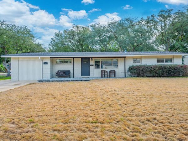 13 SE Alexandra Place, Fort Walton Beach, FL 32548