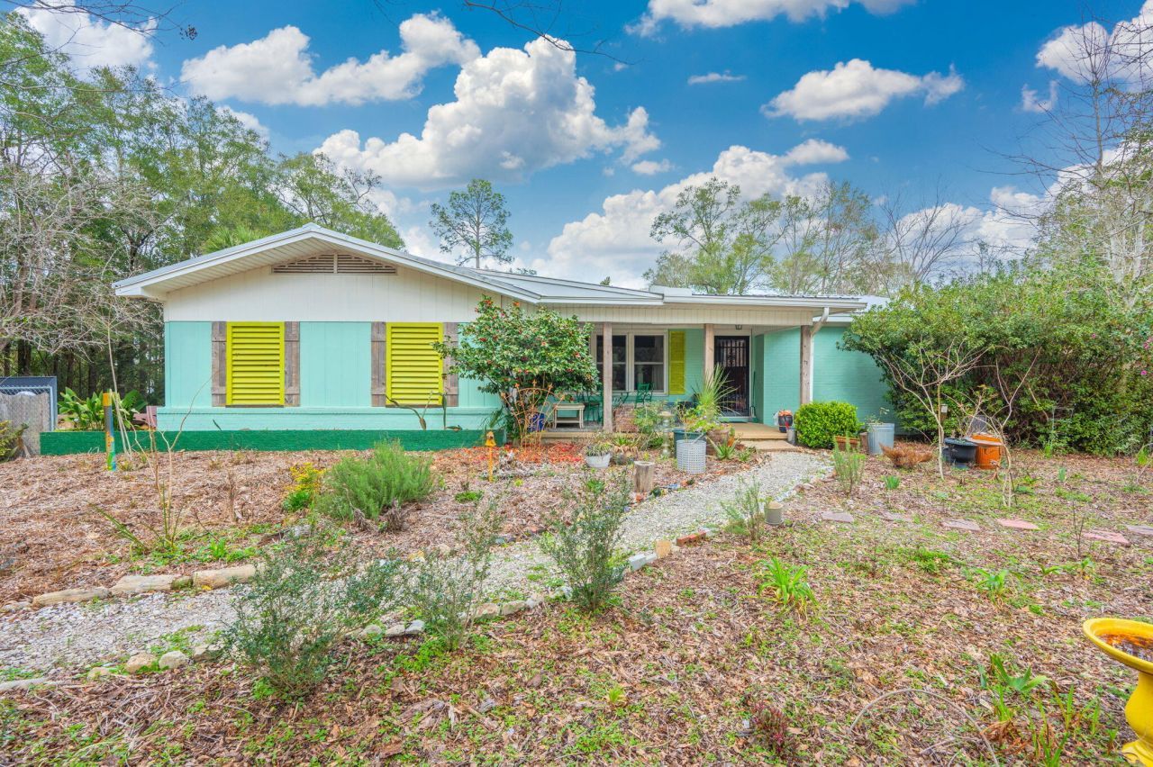 71 Oaklawn Drive, Defuniak Springs, FL 32435 Main Photo