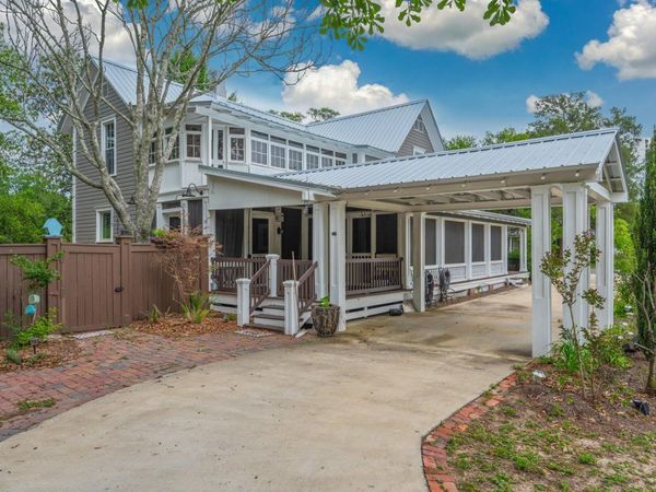 54 Plateau Avenue, DeFuniak Springs, FL 32435