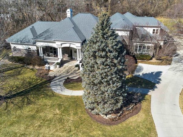 4606 Signature Drive, Middleton, WI 53562