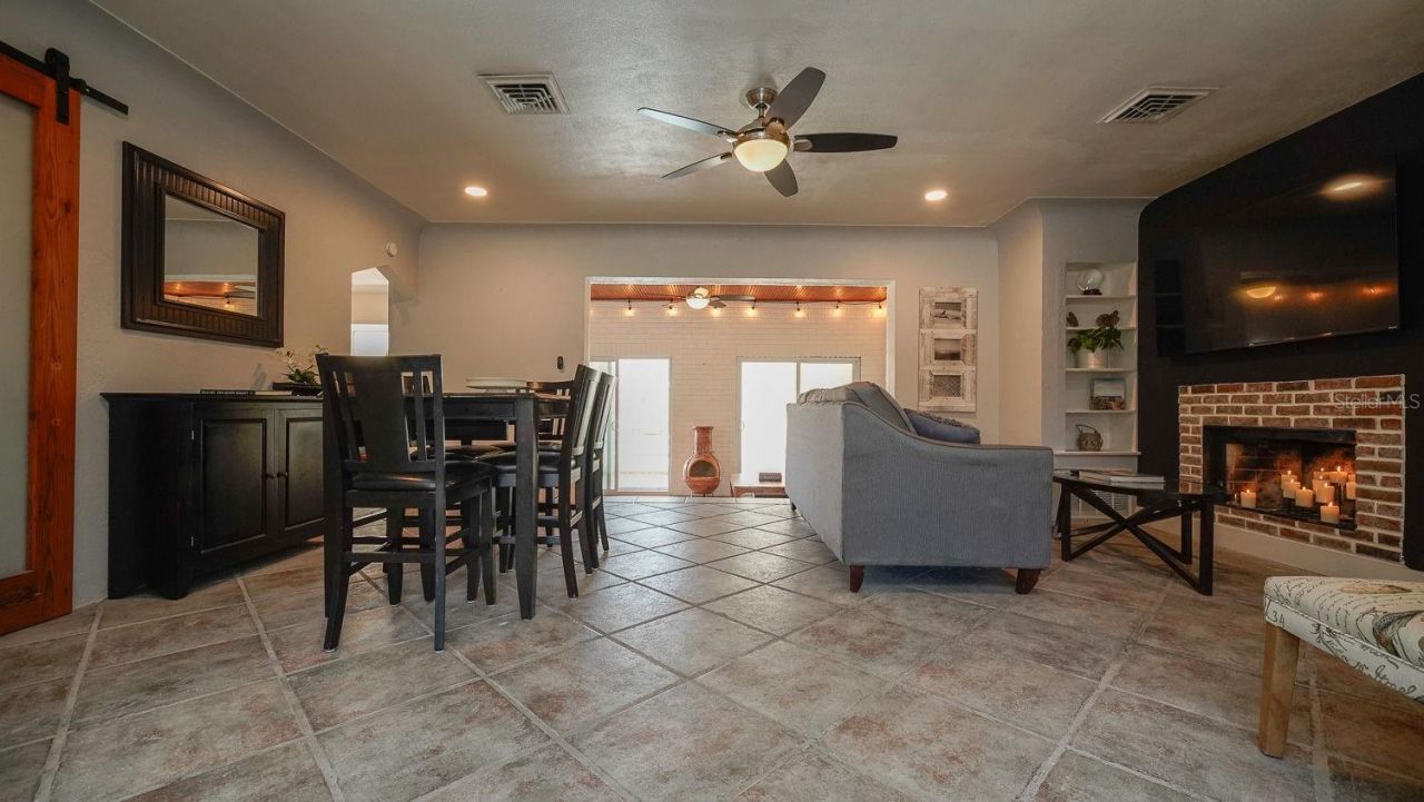 4739 Baywood Point Drive S, Gulfport, FL 33711 Photo