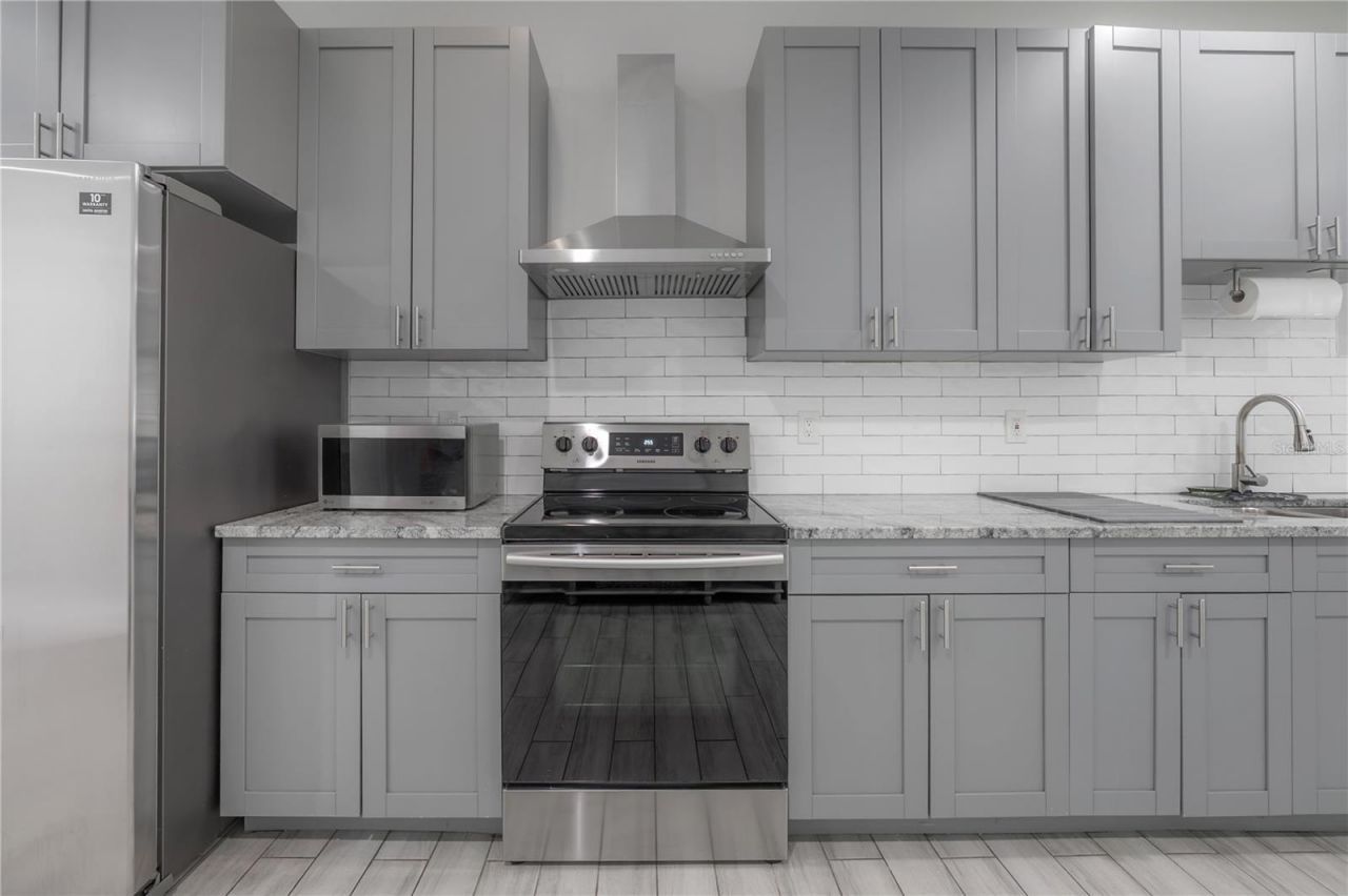 2341 W Chestnut Street, Tampa, FL 33607 Photo