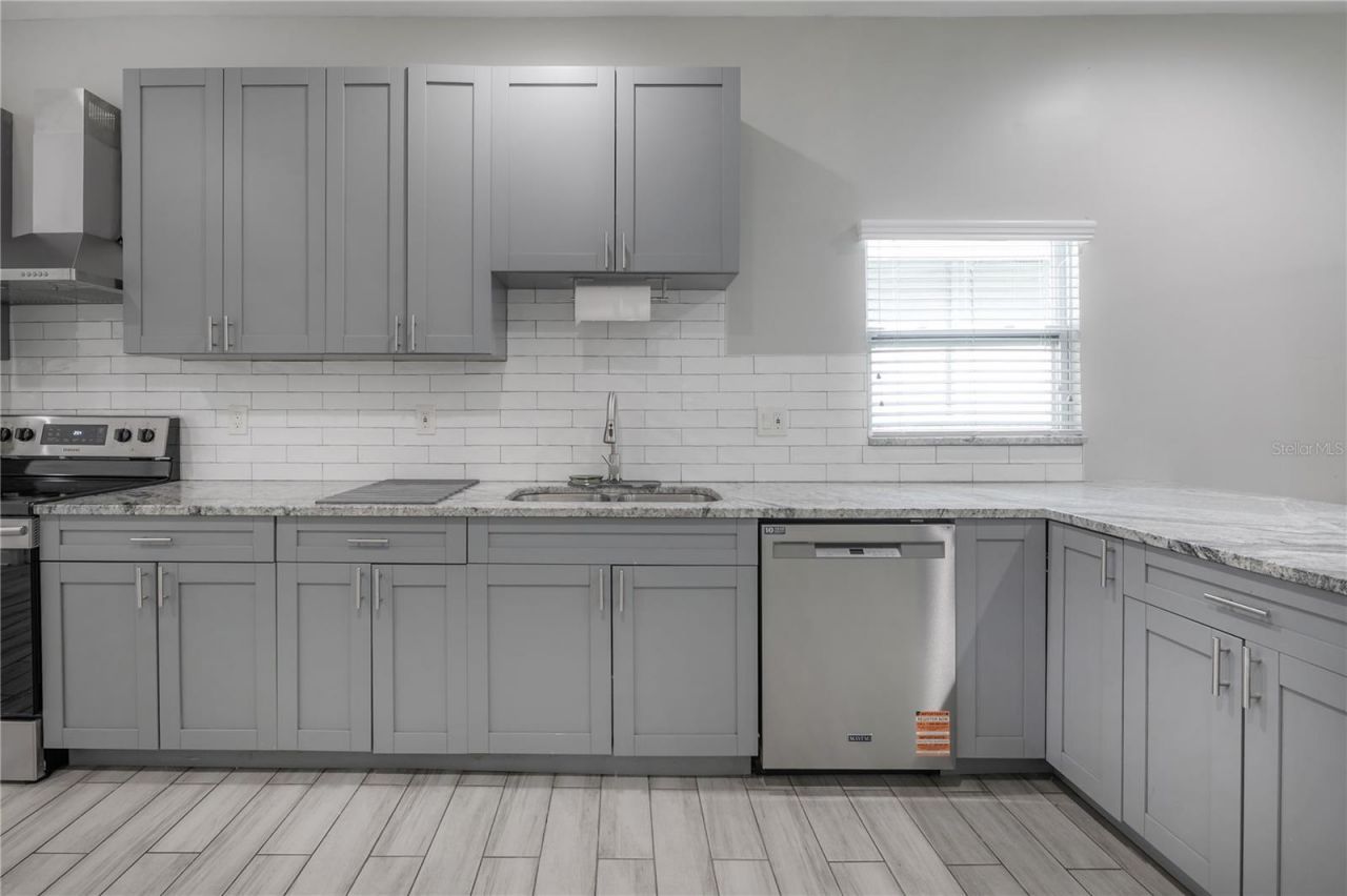 2341 W Chestnut Street, Tampa, FL 33607 Photo