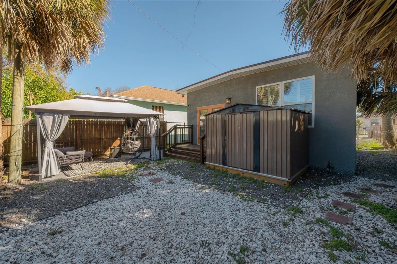 2341 W Chestnut Street, Tampa, FL 33607 Photo