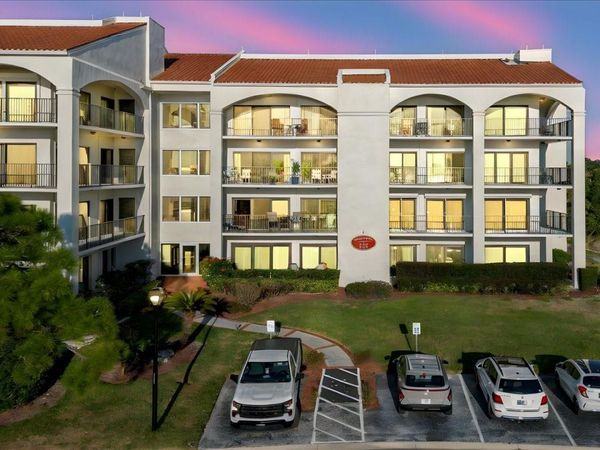 208 MARINER DRIVE, Unit 208, TARPON SPRINGS, FL 34689