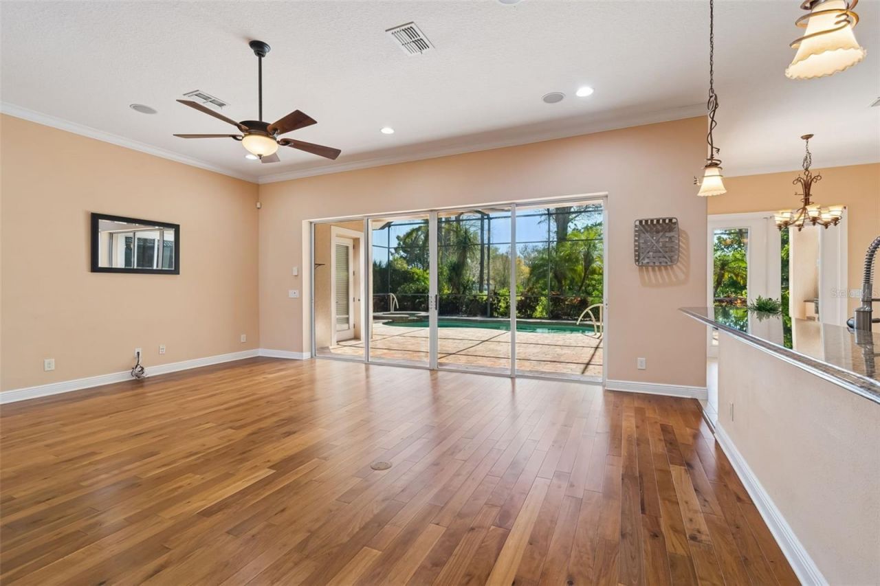 2630 Grand Lakeside Drive, Palm Harbor, FL 34684 Photo