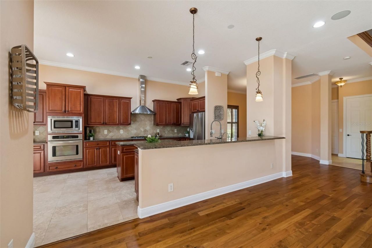 2630 Grand Lakeside Drive, Palm Harbor, FL 34684 Photo