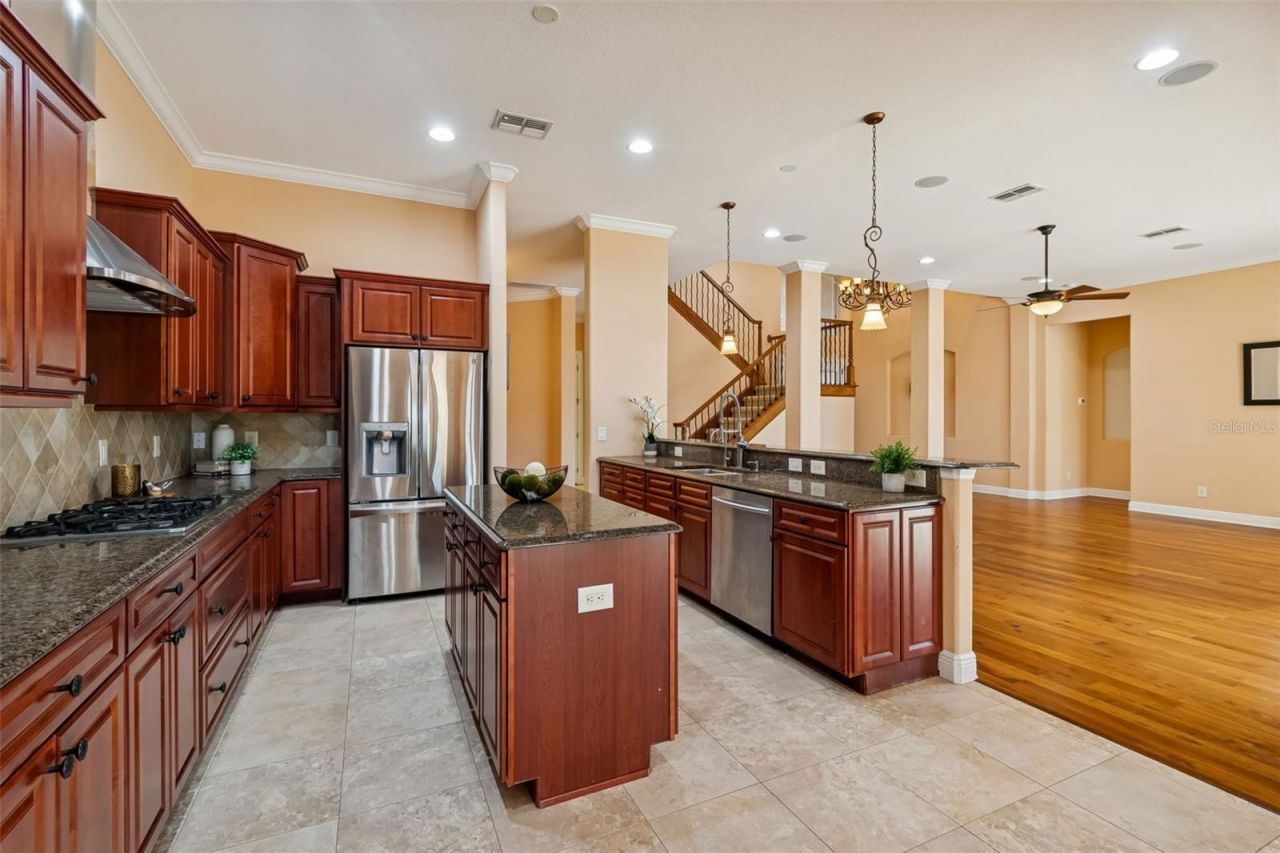 2630 Grand Lakeside Drive, Palm Harbor, FL 34684 Photo