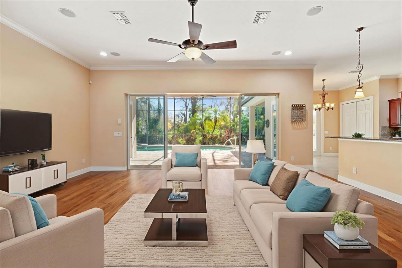 2630 Grand Lakeside Drive, Palm Harbor, FL 34684 Photo