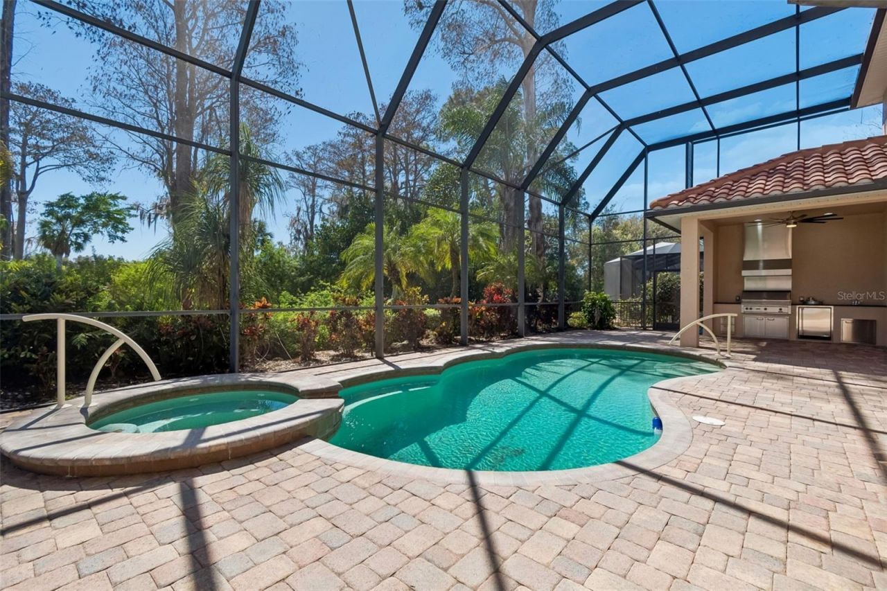 2630 Grand Lakeside Drive, Palm Harbor, FL 34684 Photo