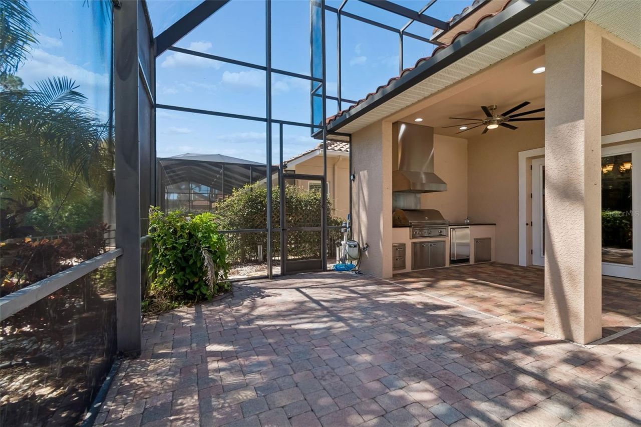 2630 Grand Lakeside Drive, Palm Harbor, FL 34684 Photo