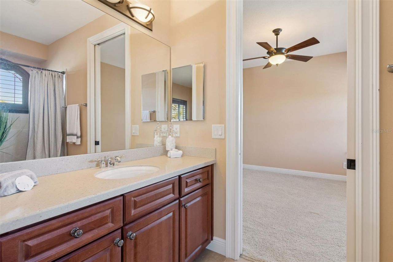 2630 Grand Lakeside Drive, Palm Harbor, FL 34684 Photo