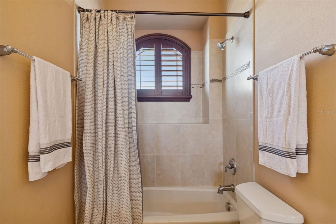 2630 Grand Lakeside Drive, Palm Harbor, FL 34684 Photo