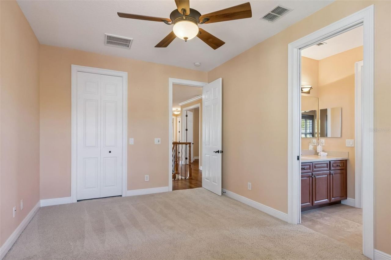 2630 Grand Lakeside Drive, Palm Harbor, FL 34684 Photo