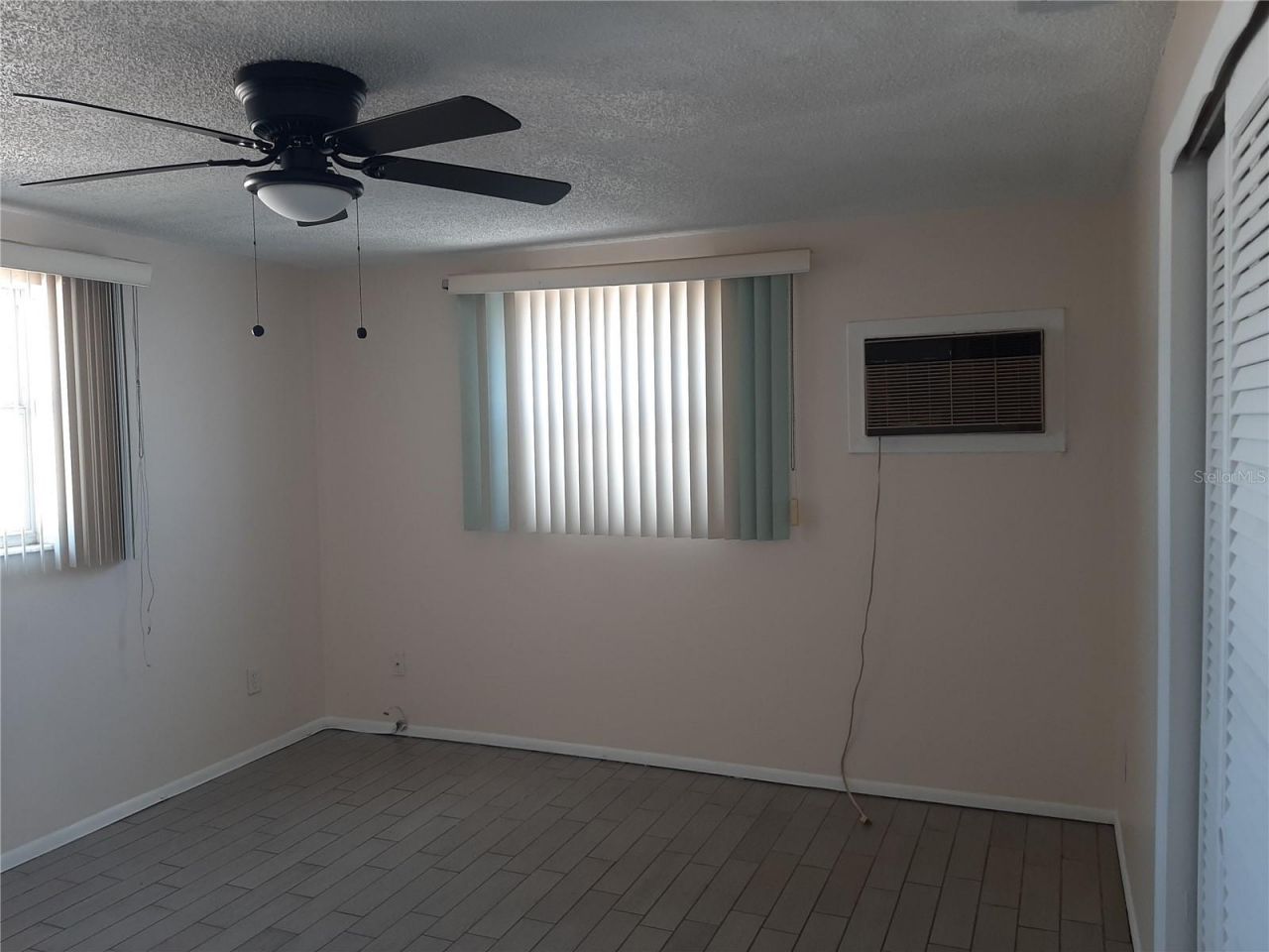 4808 Salem Drive, New Port Richey, FL 34652 Photo