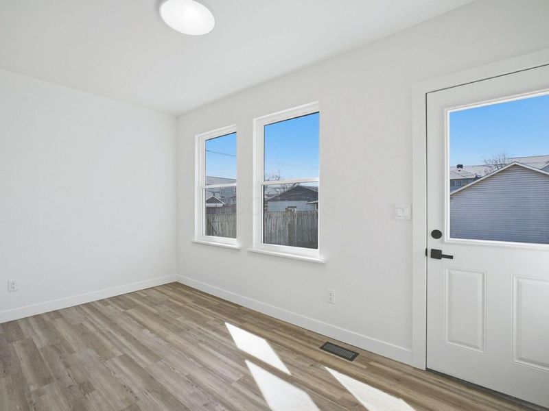 281 N Burgess Avenue, Columbus, OH 43204 Photo 15