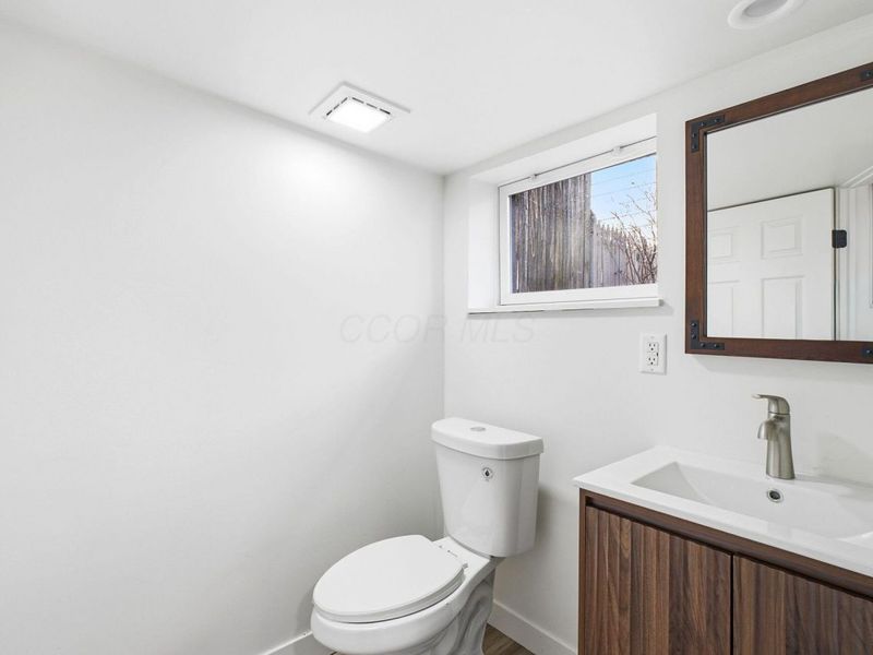 281 N Burgess Avenue, Columbus, OH 43204 Photo 28