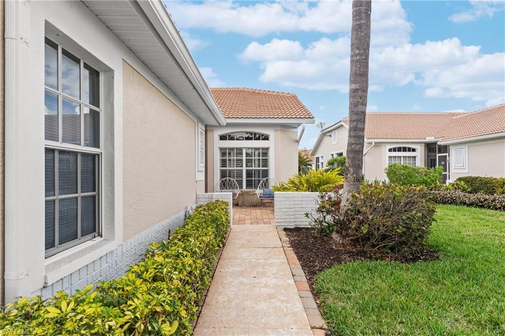 12739 Devonshire Lakes Cir, Fort Myers, FL 33913 Photo