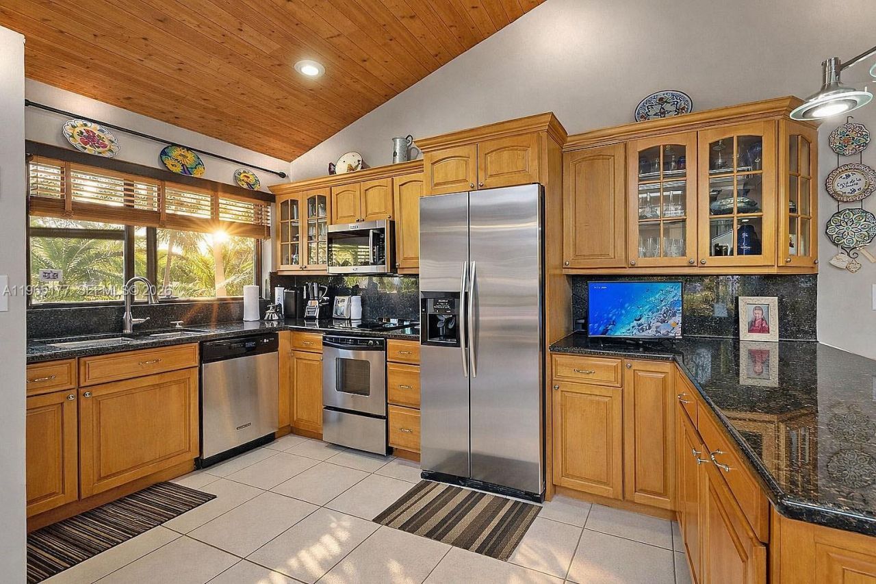 9400 SW 100th Ave Rd, Miami, FL 33176 Photo