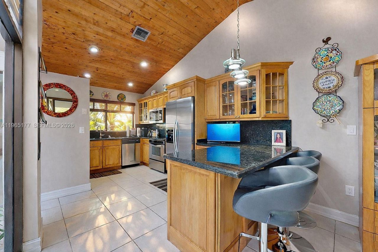 9400 SW 100th Ave Rd, Miami, FL 33176 Photo