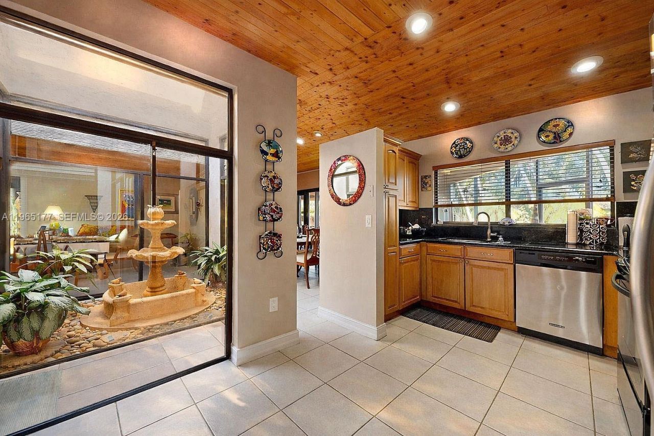 9400 SW 100th Ave Rd, Miami, FL 33176 Photo