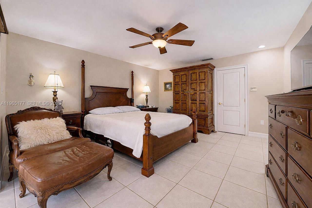 9400 SW 100th Ave Rd, Miami, FL 33176 Photo