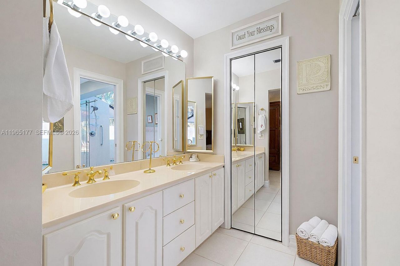 9400 SW 100th Ave Rd, Miami, FL 33176 Photo