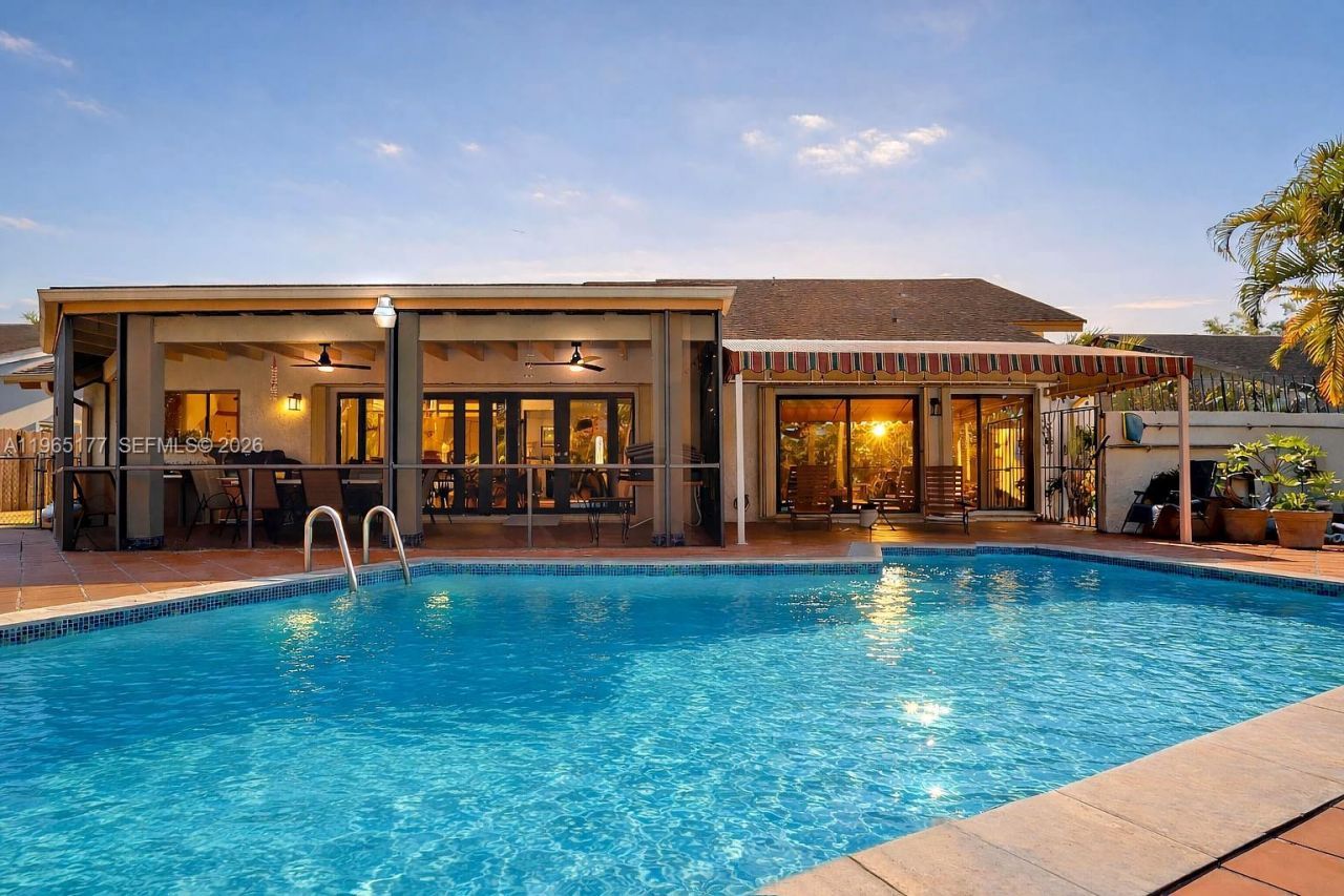 9400 SW 100th Ave Rd, Miami, FL 33176 Photo