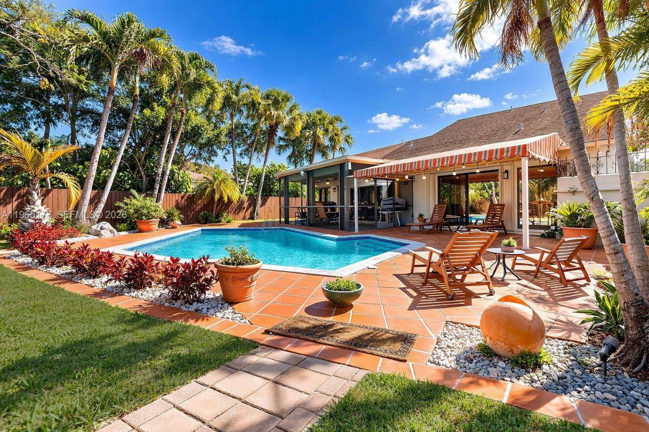 9400 SW 100th Ave Rd, Miami, FL 33176 Photo