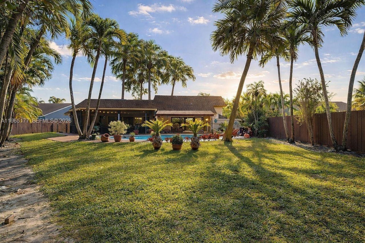 9400 SW 100th Ave Rd, Miami, FL 33176 Photo