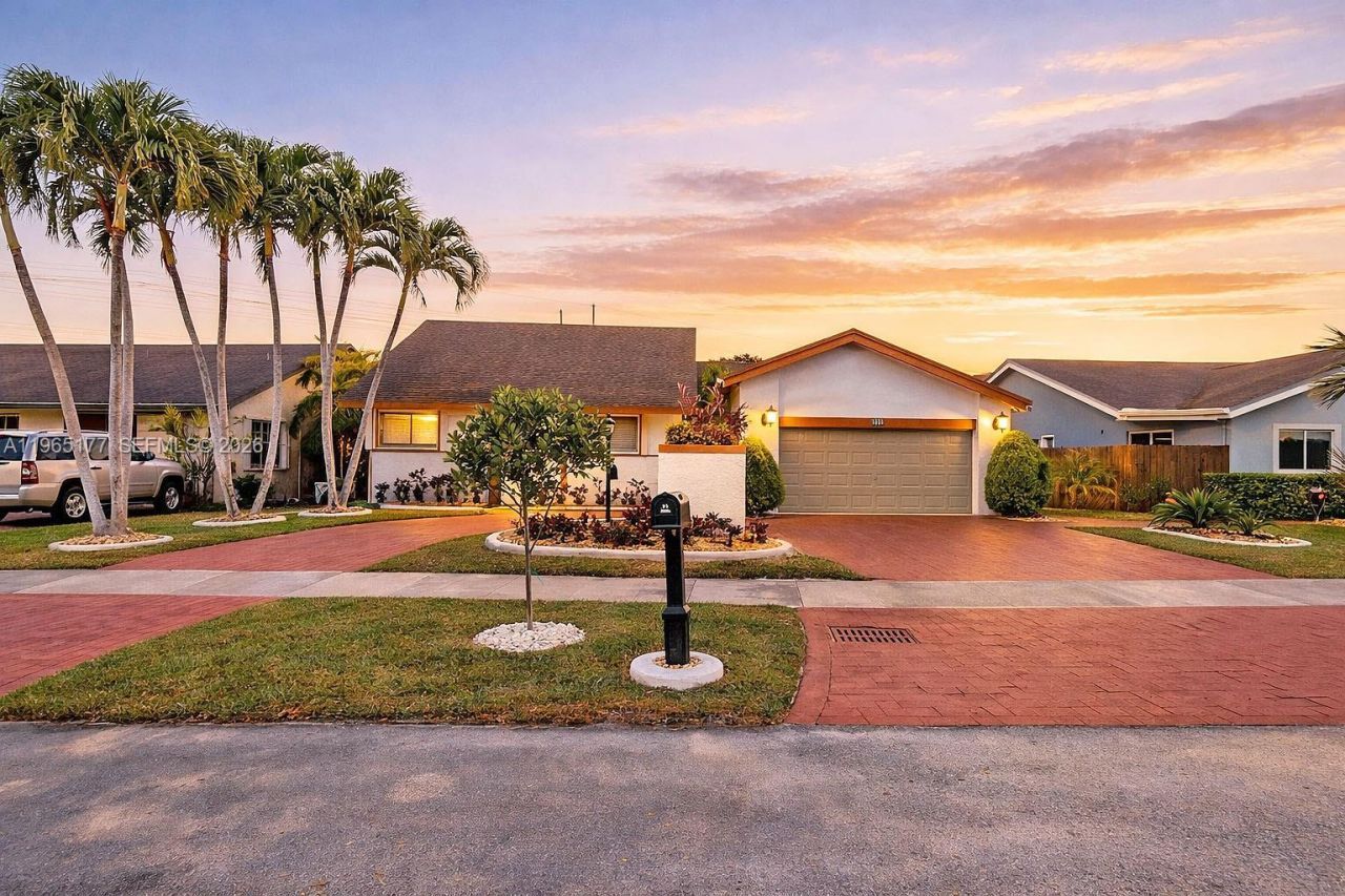 9400 SW 100th Ave Rd, Miami, FL 33176 Photo