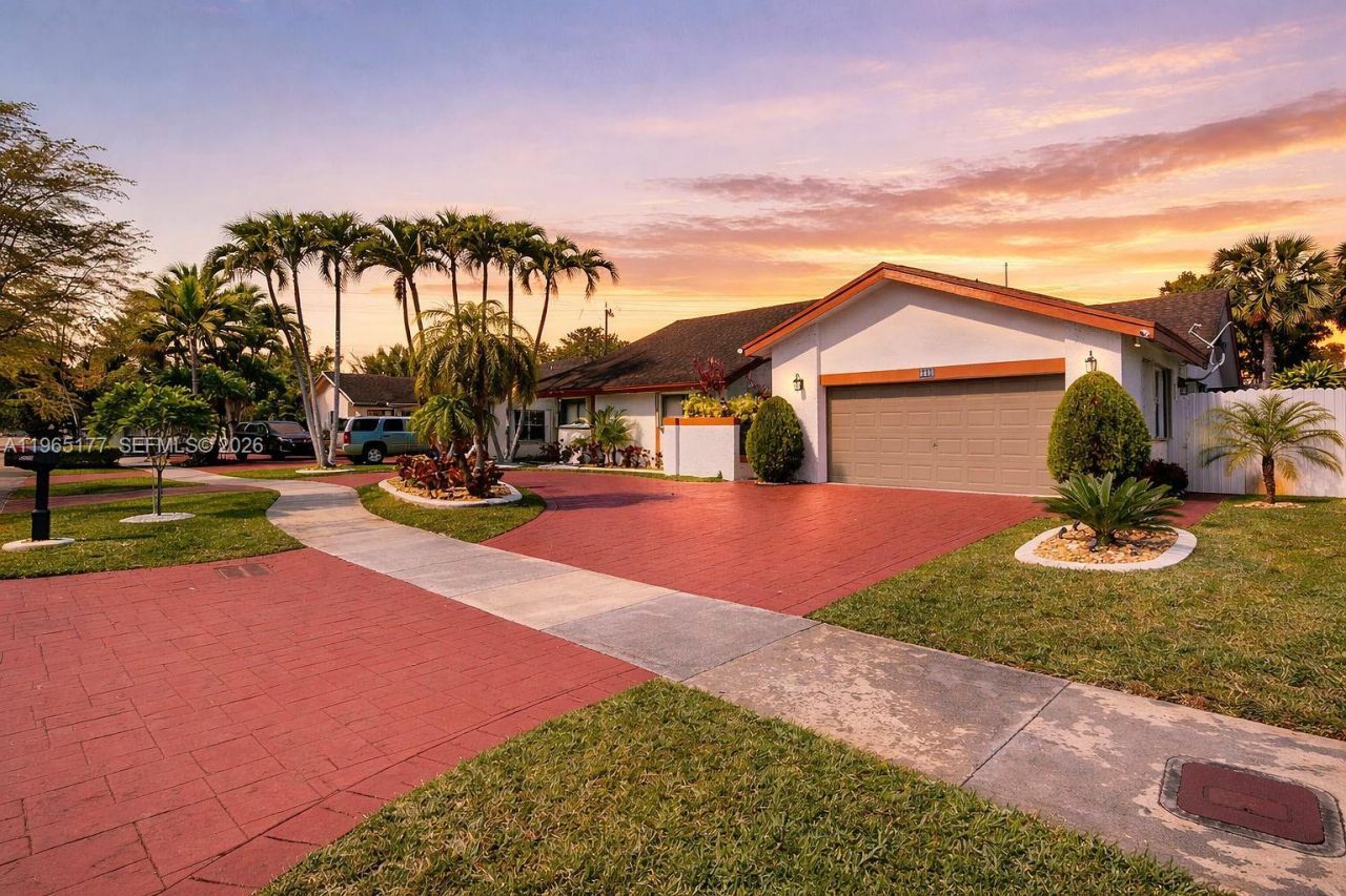 9400 SW 100th Ave Rd, Miami, FL 33176 Photo