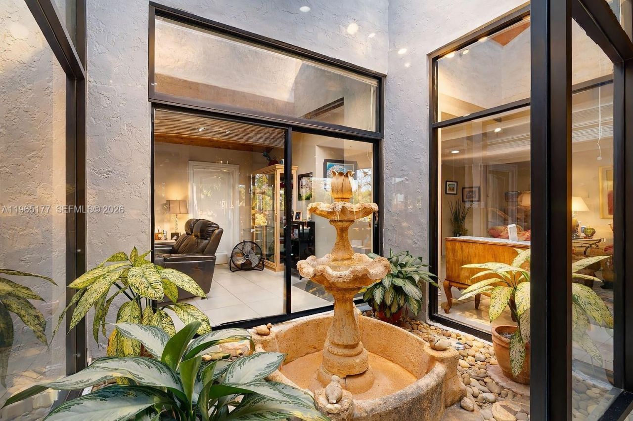 9400 SW 100th Ave Rd, Miami, FL 33176 Photo