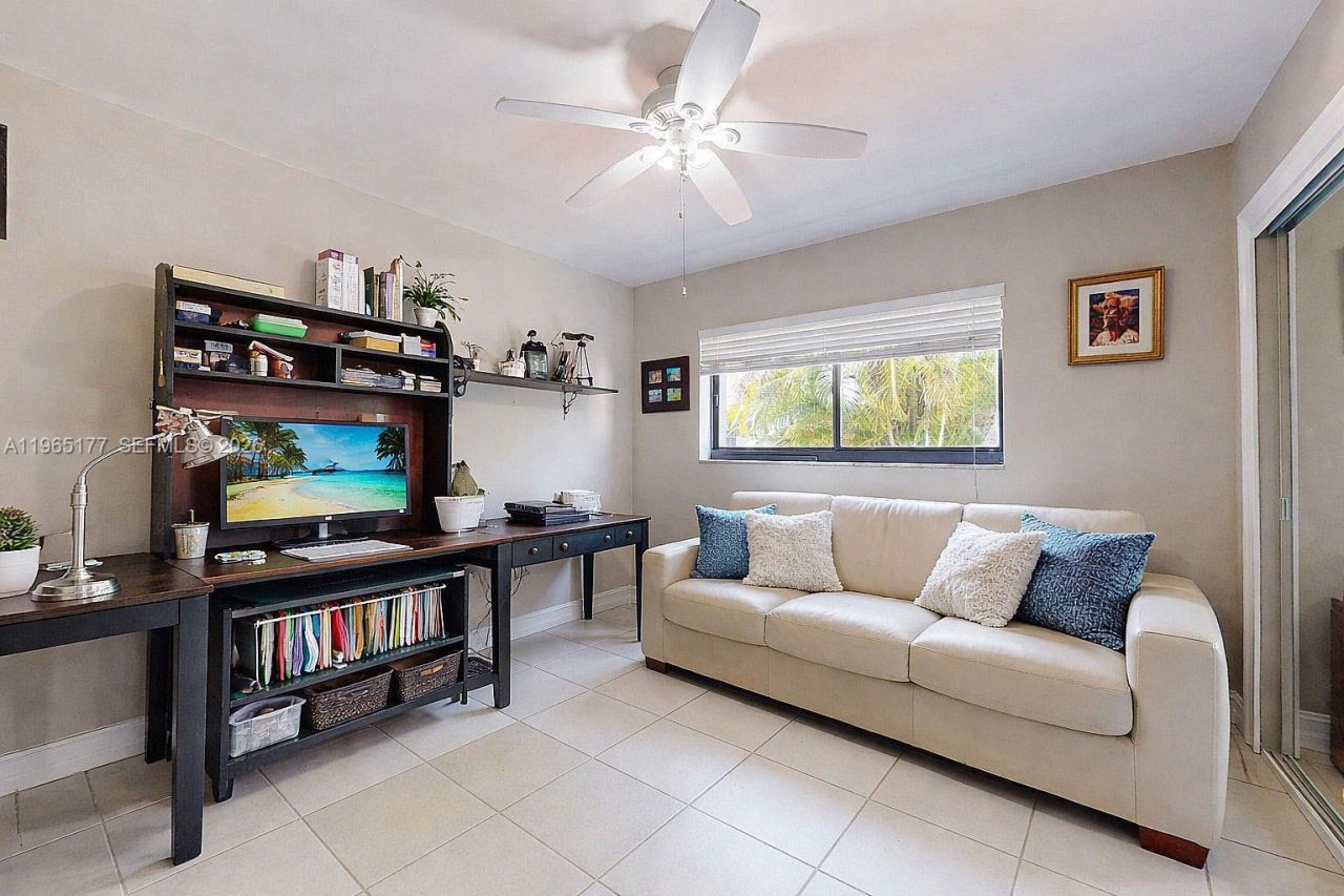 9400 SW 100th Ave Rd, Miami, FL 33176 Photo