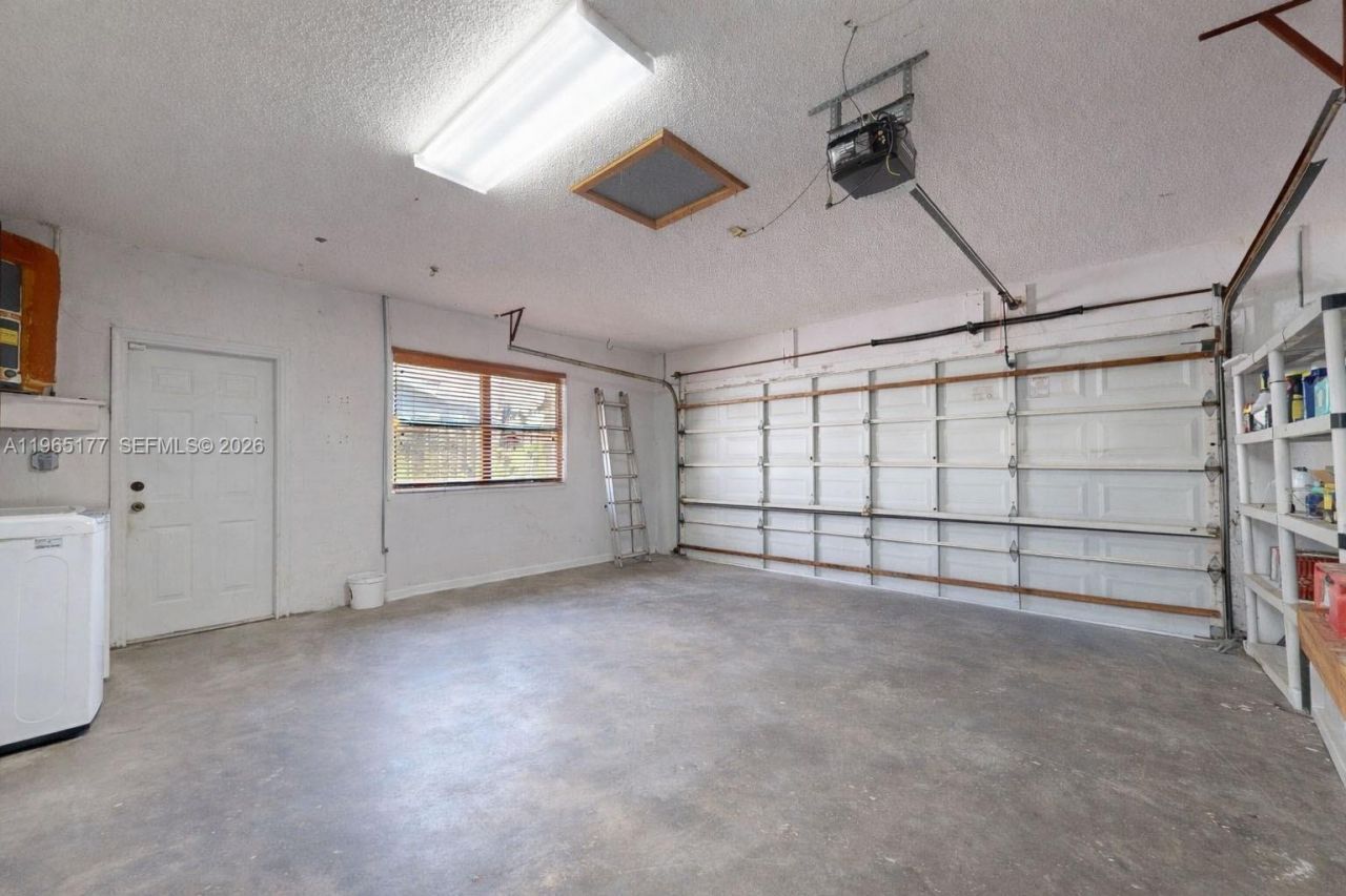 9400 SW 100th Ave Rd, Miami, FL 33176 Photo