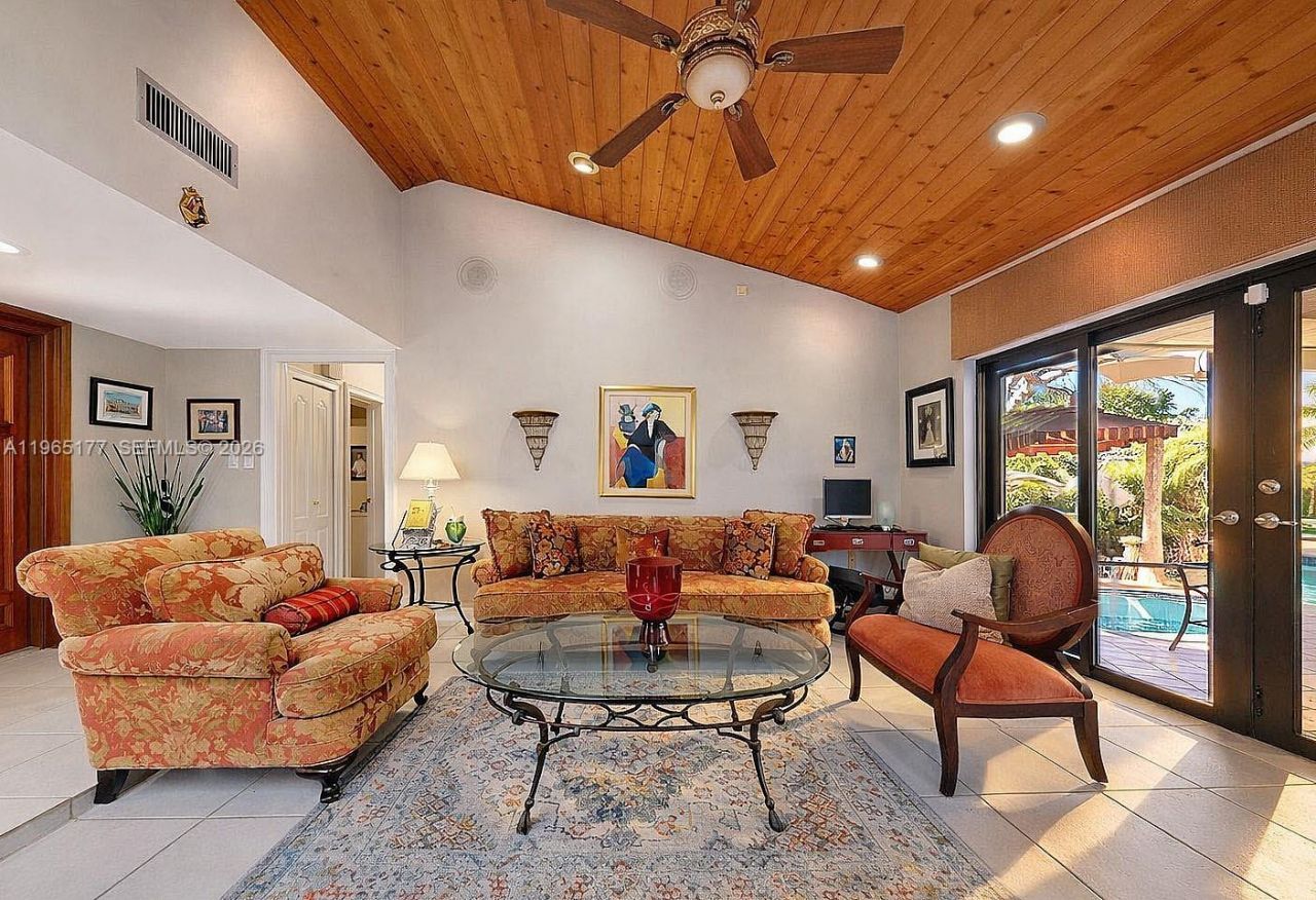 9400 SW 100th Ave Rd, Miami, FL 33176 Photo