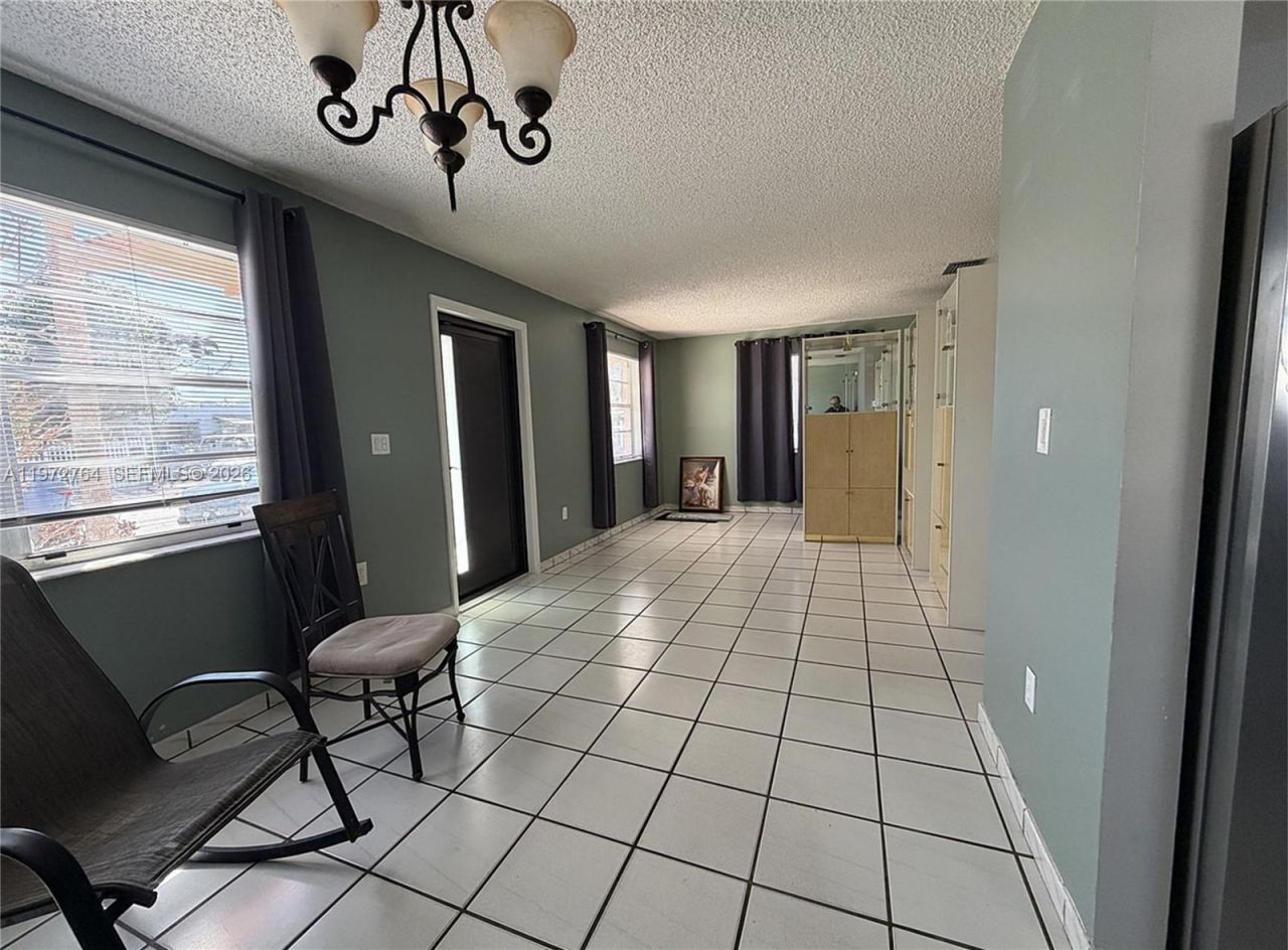 1845 NW 6th St , Unit 1845, Miami, FL 33125 Photo