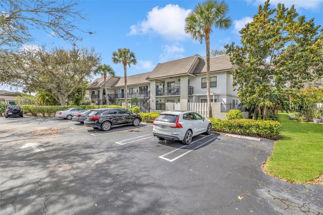3014 SW 21st Ter, Unit 352C, Delray Beach, FL 33445 Photo