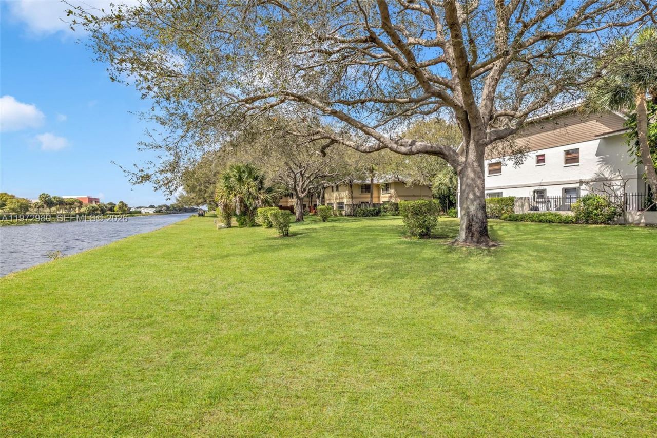 3014 SW 21st Ter, Unit 352C, Delray Beach, FL 33445 Photo