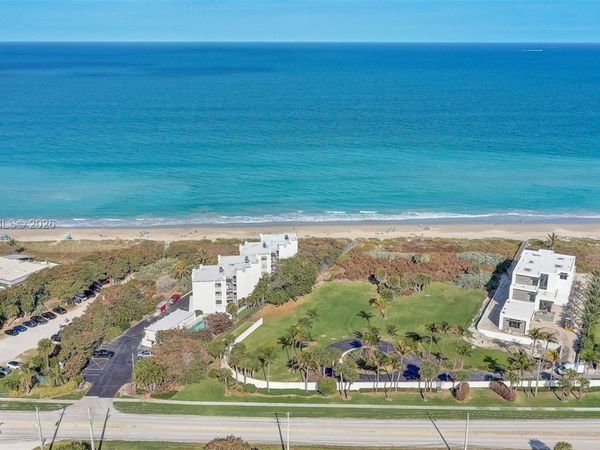 1245 NE Doubloon Dr , Hutchinson Island, FL 34996
