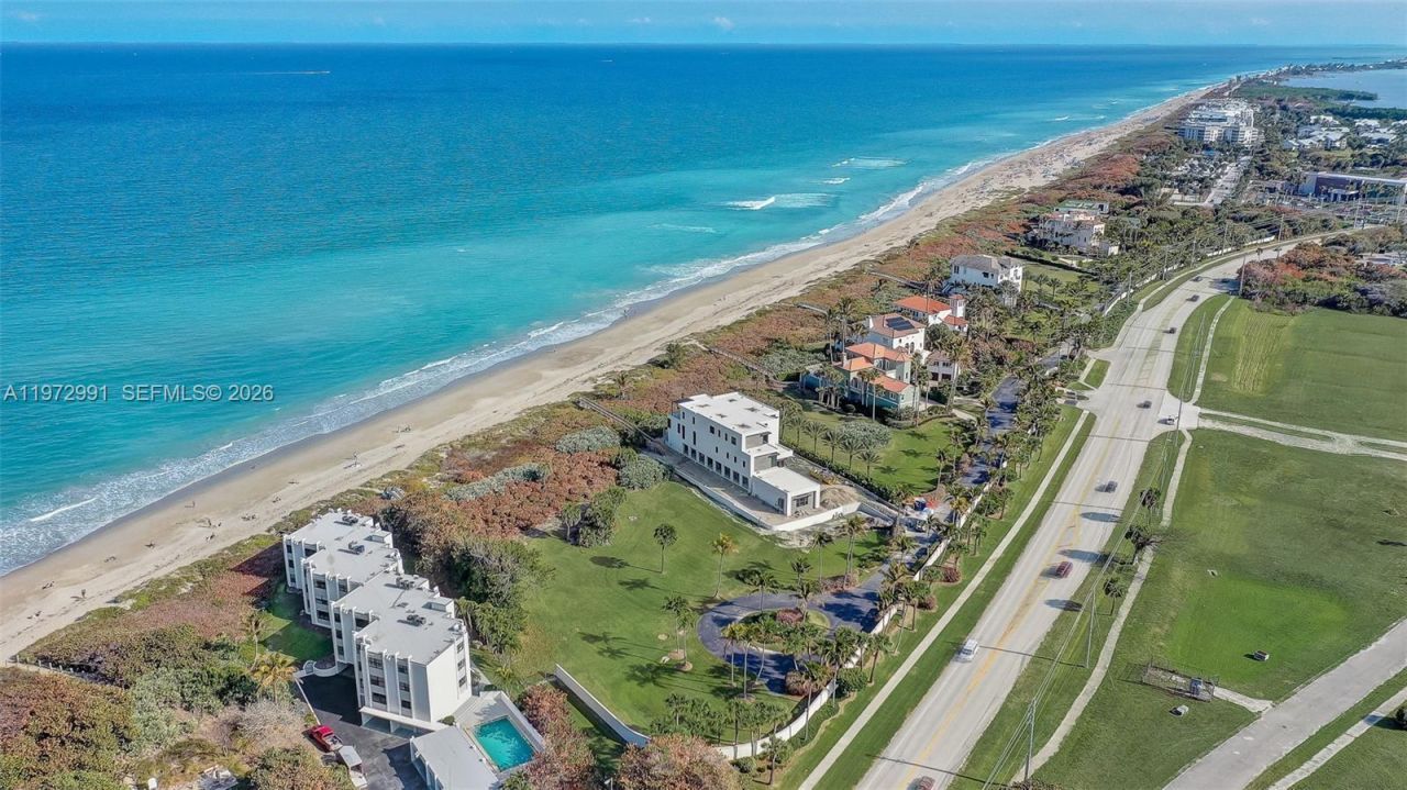 1245 NE Doubloon Dr , Hutchinson Island, FL 34996 Photo