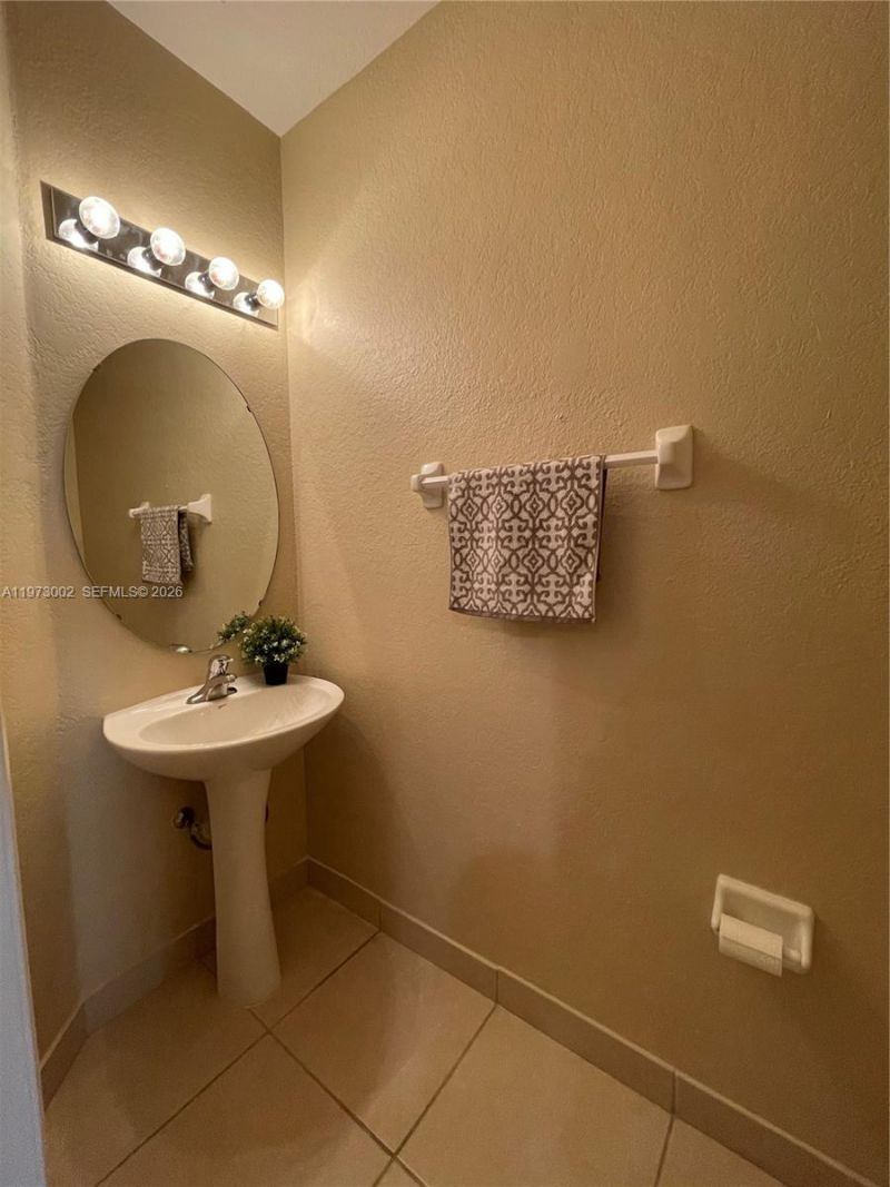 6361 Landings Ter, Unit 6361, Tamarac, FL 33321 Photo