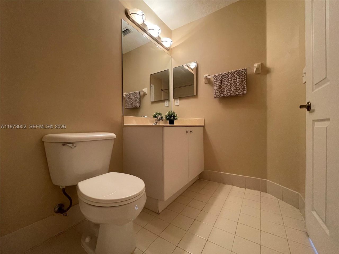 6361 Landings Ter, Unit 6361, Tamarac, FL 33321 Photo