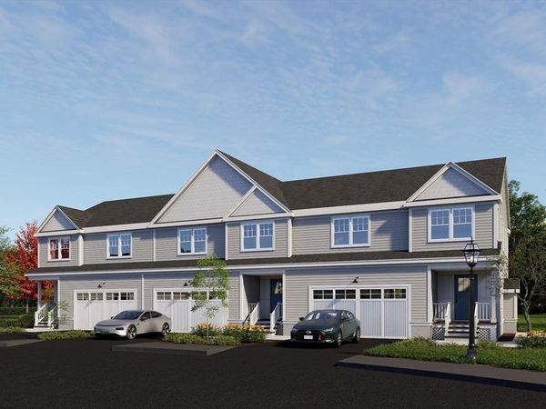 3 Whitman Circle, Unit 3, Bellingham, MA 02019